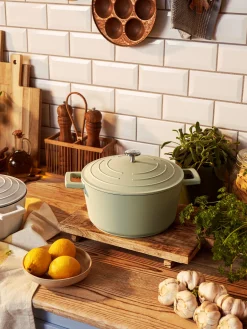 Best Gryte Med Lokk 4 Liter Kjøkkentilbehør