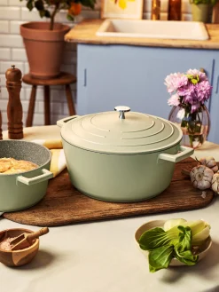 Sale Gryte Med Lokk 5 Liter Kjøkkentilbehør