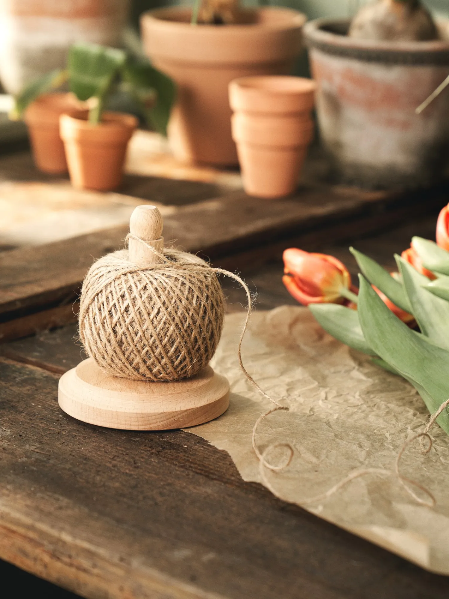 New Jutehyssing Med Holder Hage