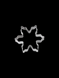 Hot Kakeform Formet Som En Snøkrystall Bakeartiker