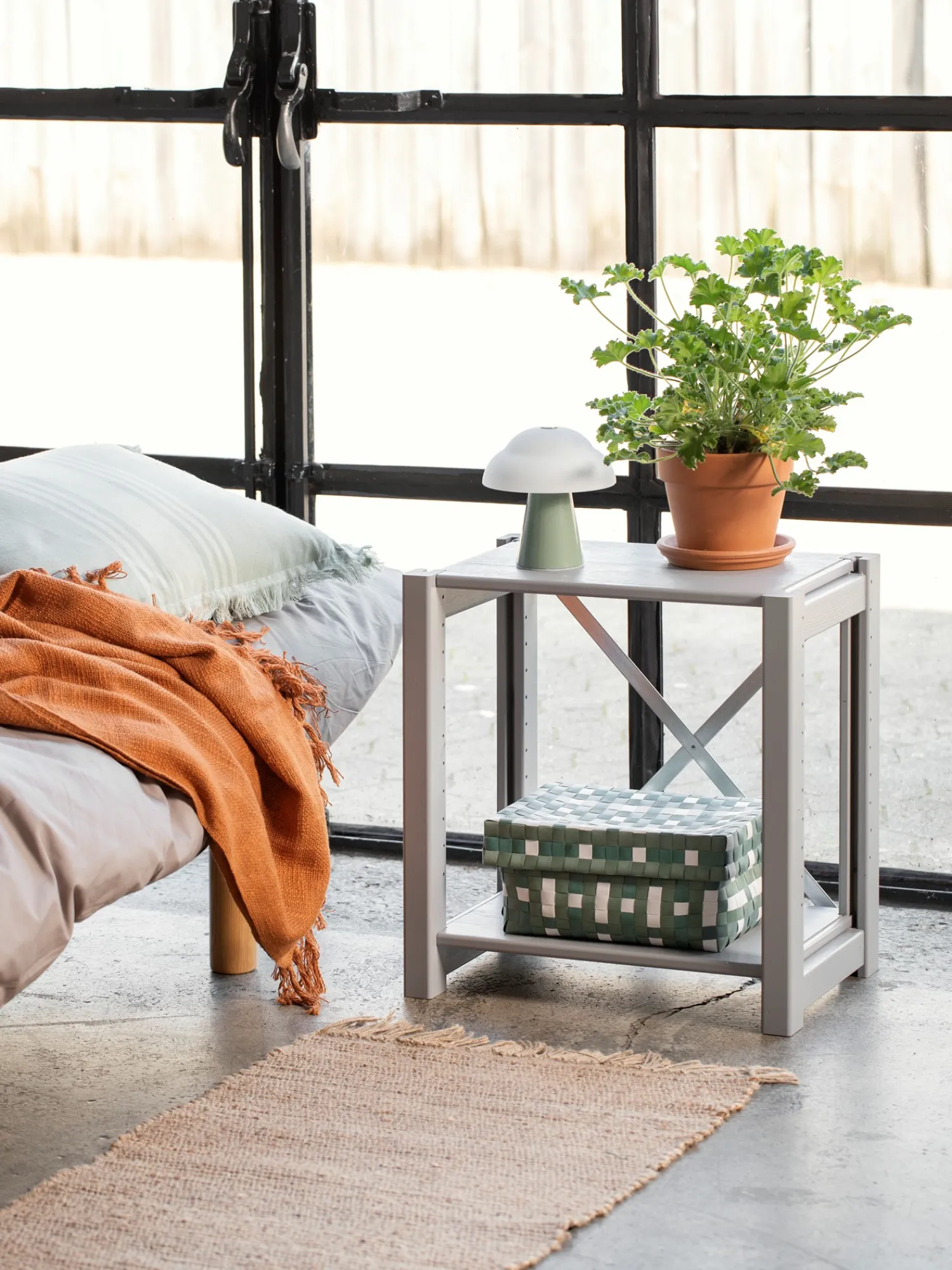 Online Nattbord, Topakning Bord