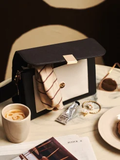 Clearance Nena Håndveske Vesker