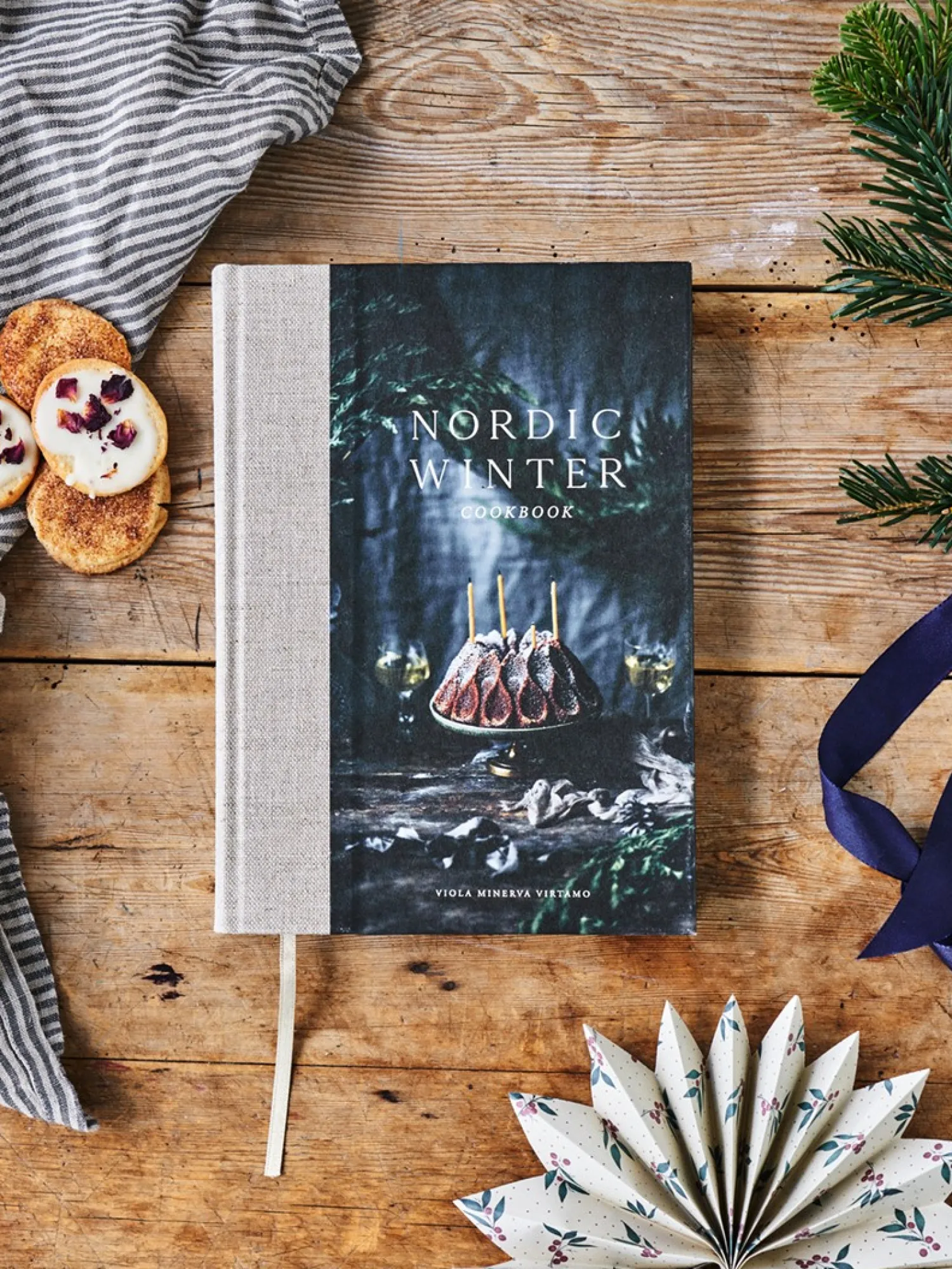 New Nordic Winter Cookbook Salongbordbøker