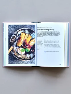Discount The Self-Care Cookbook Salongbordbøker
