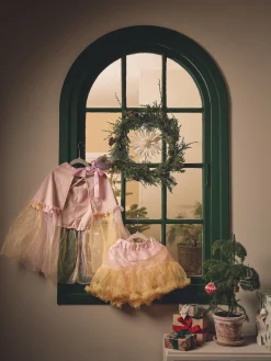 Outlet Utkledningskappe Kostymer